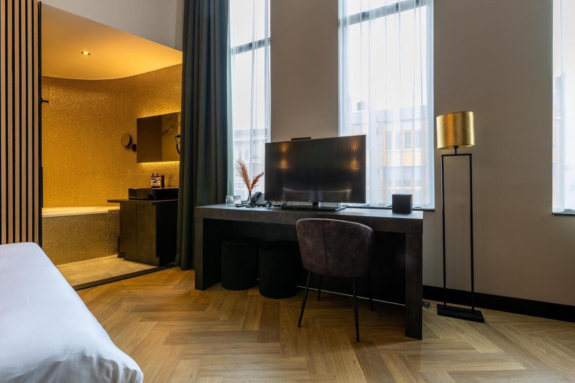 Monument Hotel Заандам Екстериор снимка