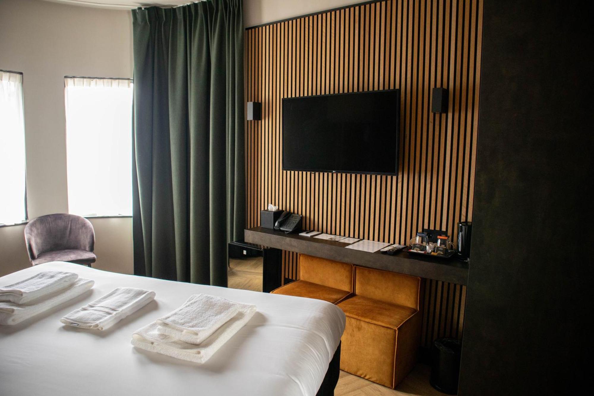 Monument Hotel Заандам Екстериор снимка